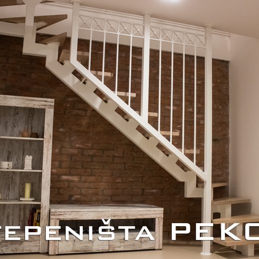 Jednoosovinske metalne stepenice sa centralnim nosačem i drvenim gazištima (27)