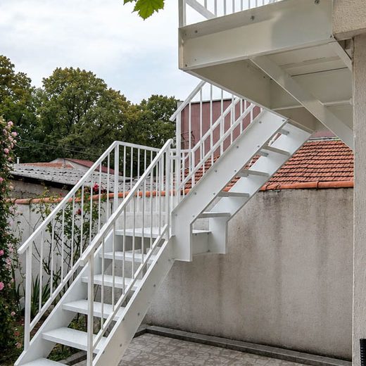 Spoljne metalne stepenice — bravarska radnja PEKON, Beograd